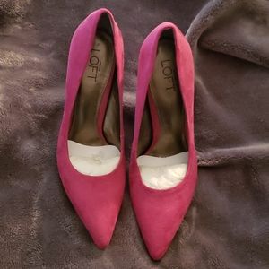 Ann Taylor Loft Magenta Heels